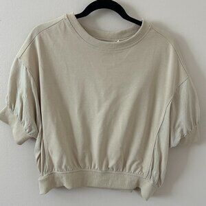 Millibon Cream Cropped Shirt – Women’s Size M Casual Cute 3/4 Sleeve